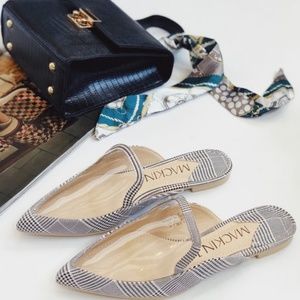 Tia Gingham Clear PVC Pointy Toe Mule Slides